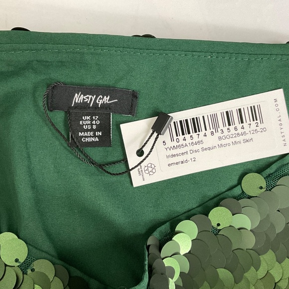 Nasty Gal Disc Sequin Mini Skirt NWT - Picture 6 of 8